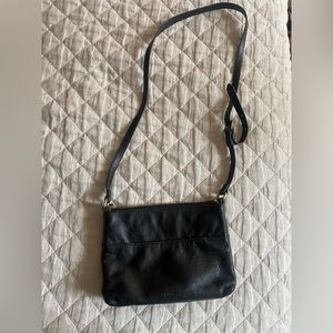 Fossil black over the shoulder purse. Gently used.